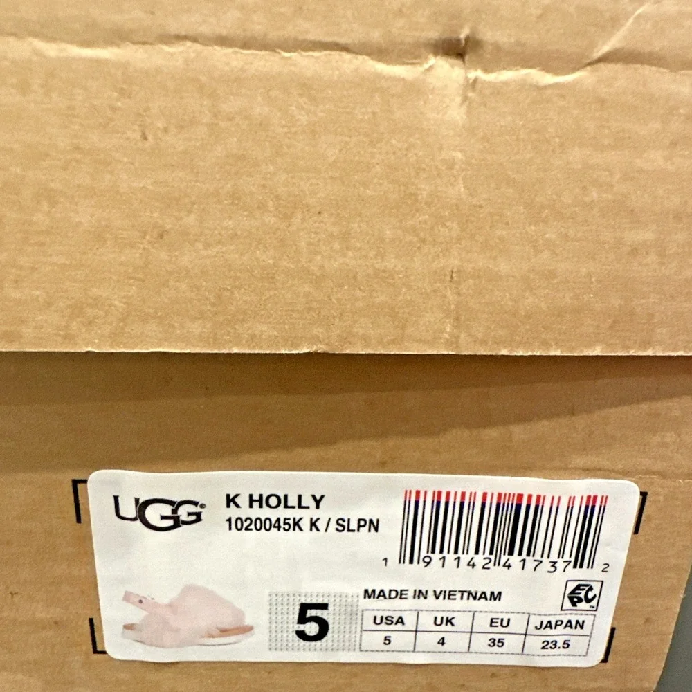 UGG Big Girls Size 5/ EU 35 Holly Fuzzy Sling Back Fur Sandals Seashell Pink